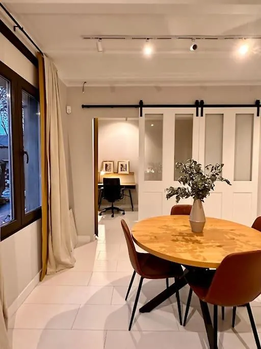Poblenou Central Park Apartment Barcelona 0*,  Spanien