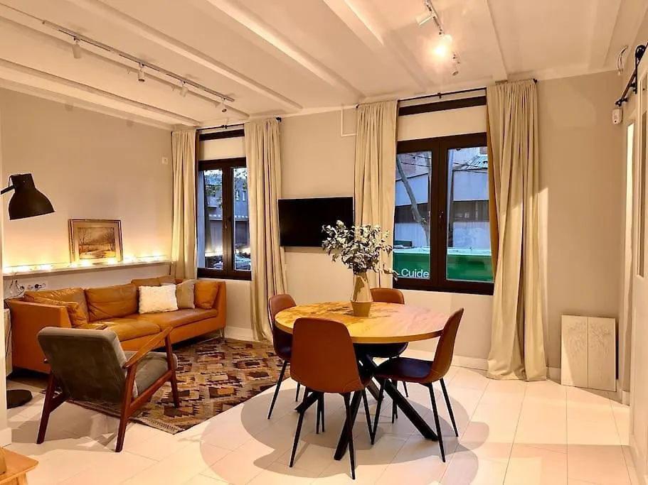 Poblenou Central Park Apartment Barcelona 0*,